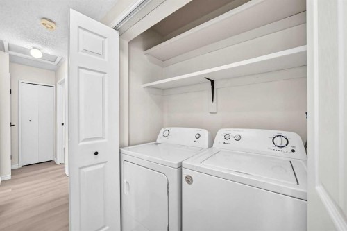 19 Hawkwood Drive Nw, Calgary, AB 
