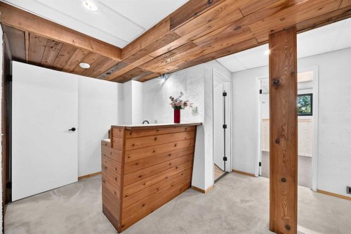 19 Hawkwood Drive Nw, Calgary, AB 