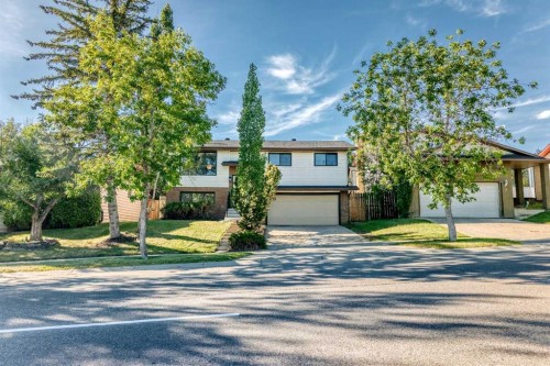 19 Hawkwood Drive Nw, Calgary, AB 