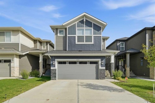 475 Creekrun Crescent SW Airdrie, AB T4B 5J9