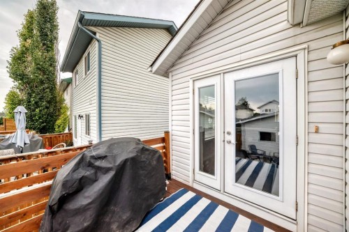 193 Mt Aberdeen Circle Se, Calgary, AB 