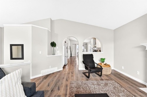 193 Mt Aberdeen Circle Se, Calgary, AB 