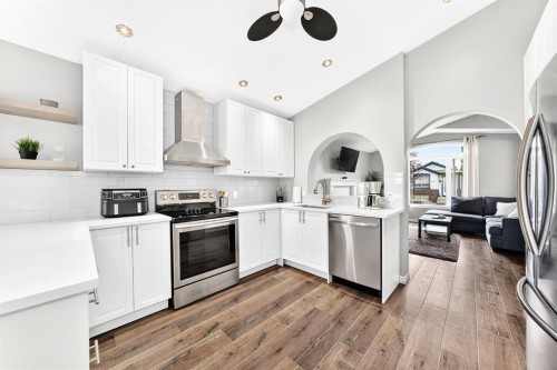 193 Mt Aberdeen Circle Se, Calgary, AB 