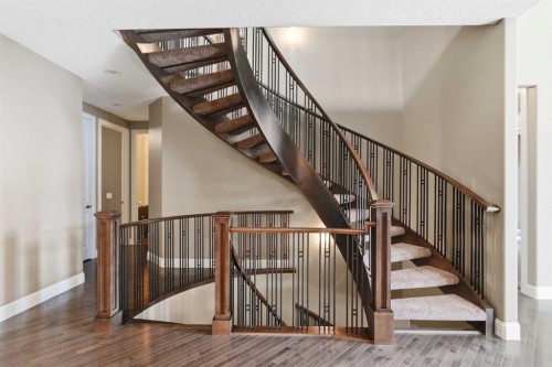 242 Cranleigh Place Se, Calgary, AB 