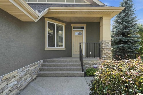 242 Cranleigh Place Se, Calgary, AB 