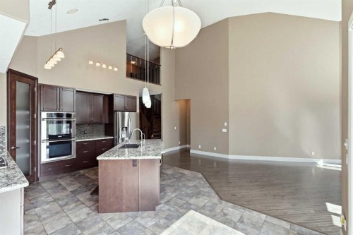 242 Cranleigh Place Se, Calgary, AB 
