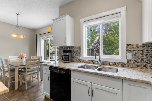 125 Cougarstone Manor Sw, Calgary, AB 