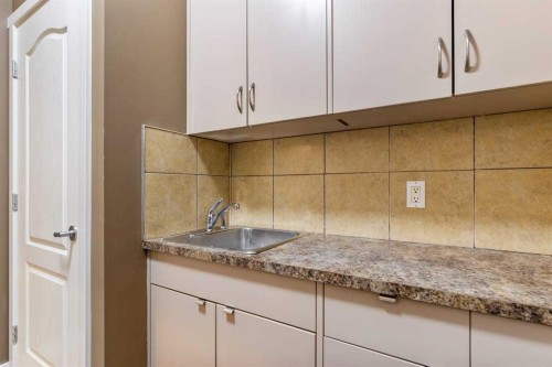 125 Cougarstone Manor Sw, Calgary, AB 