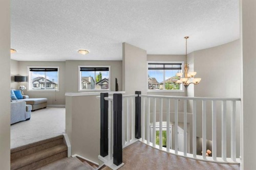 125 Cougarstone Manor Sw, Calgary, AB 