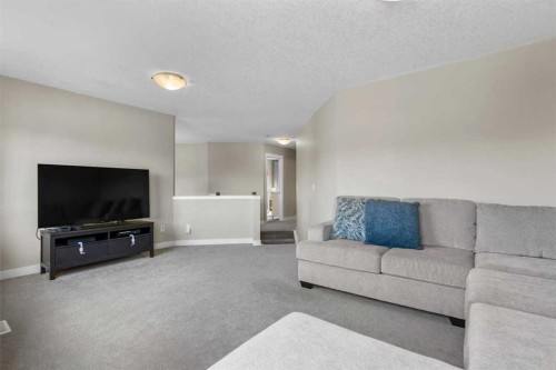 125 Cougarstone Manor Sw, Calgary, AB 