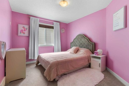 125 Cougarstone Manor Sw, Calgary, AB 