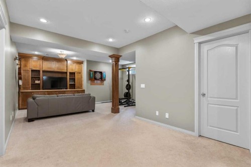 125 Cougarstone Manor Sw, Calgary, AB 