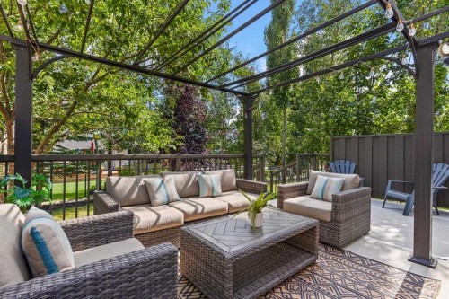 125 Cougarstone Manor Sw, Calgary, AB 