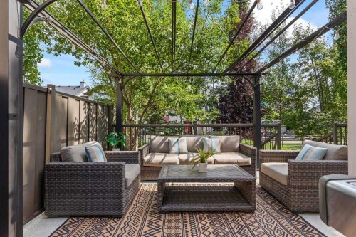 125 Cougarstone Manor Sw, Calgary, AB 
