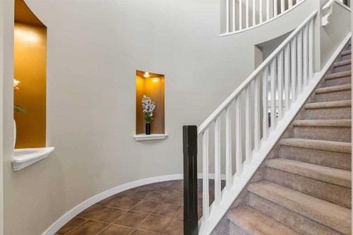 125 Cougarstone Manor Sw, Calgary, AB 