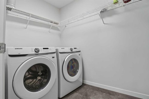 110-42 Cranbrook Gardens Se, Calgary, AB 