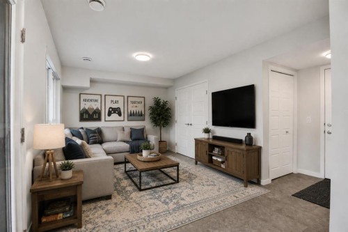 110-42 Cranbrook Gardens Se, Calgary, AB 