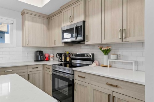 110-42 Cranbrook Gardens Se, Calgary, AB 