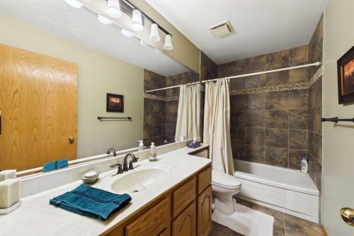 220 Varsity Estates Terrace Nw, Calgary, AB 
