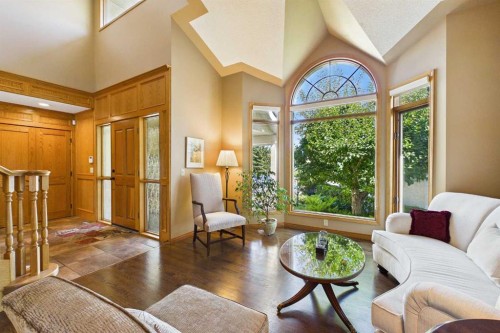 220 Varsity Estates Terrace Nw, Calgary, AB 