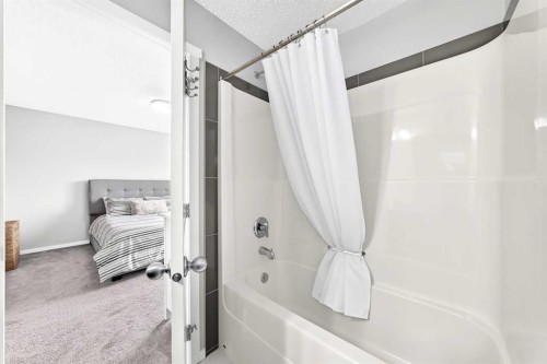 680 Walden Drive Se, Calgary, AB 