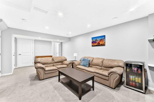 680 Walden Drive Se, Calgary, AB 