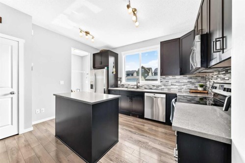 680 Walden Drive Se, Calgary, AB 