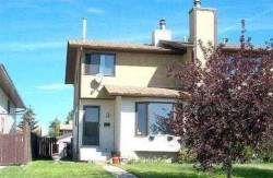 68 Falconridge Close NE Calgary, AB T3J 1A7