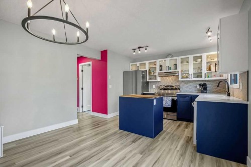 68 Falconridge Close Ne, Calgary, AB 