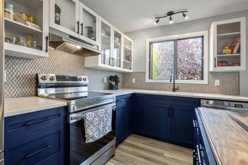 68 Falconridge Close Ne, Calgary, AB 