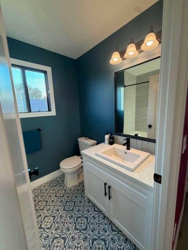 68 Falconridge Close Ne, Calgary, AB 