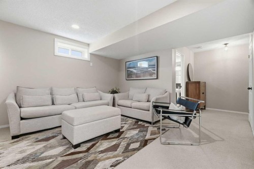 321 Douglas Ridge Circle Se, Calgary, AB 