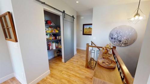6236 Longmoor Way Sw, Calgary, AB 