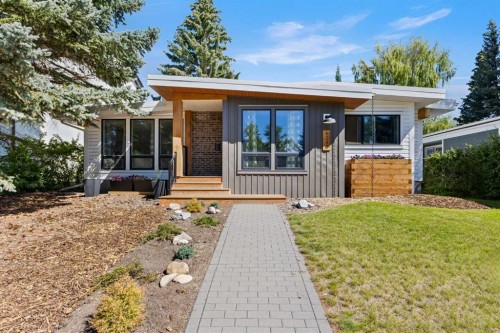 6236 Longmoor Way Sw, Calgary, AB 