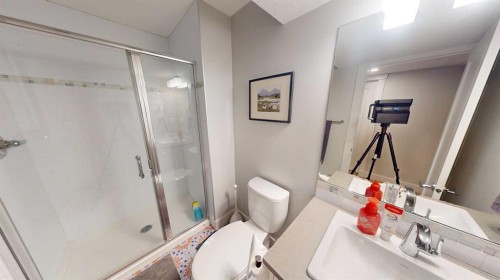 6236 Longmoor Way Sw, Calgary, AB 
