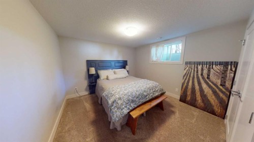 6236 Longmoor Way Sw, Calgary, AB 