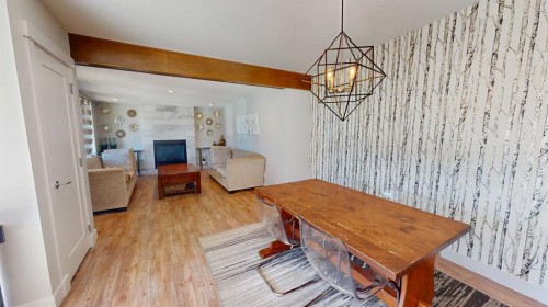 6236 Longmoor Way Sw, Calgary, AB 