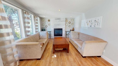 6236 Longmoor Way Sw, Calgary, AB 