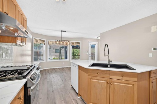 22 Cramond Crescent Se, Calgary, AB 