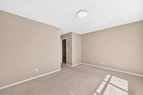 22 Cramond Crescent Se, Calgary, AB 