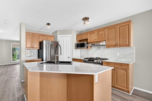 22 Cramond Crescent Se, Calgary, AB 