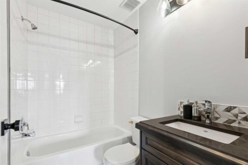 341 Coral Keys Villas Ne, Calgary, AB 
