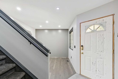 341 Coral Keys Villas Ne, Calgary, AB 