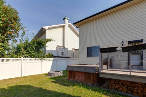 341 Coral Keys Villas Ne, Calgary, AB 