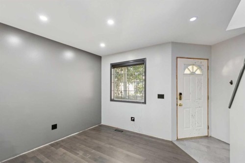 341 Coral Keys Villas Ne, Calgary, AB 