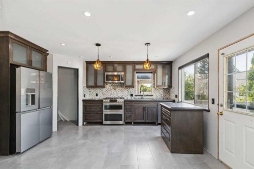 341 Coral Keys Villas Ne, Calgary, AB 