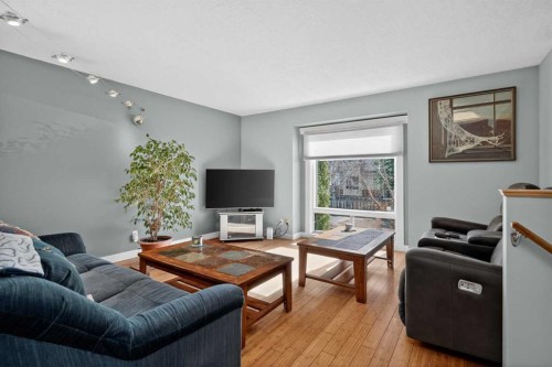 13 Taraglen Road Ne, Calgary, AB 