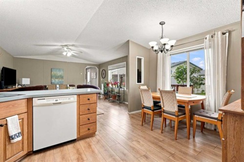 225 Ranchwood Lane, Strathmore, AB 