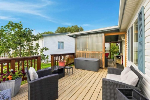 225 Ranchwood Lane, Strathmore, AB 