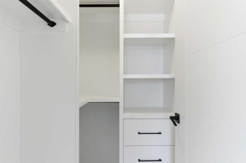 2119 Mackay Road Nw, Calgary, AB 